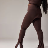 SEAMLESS FLARE PANTS WITH SLIT - COFFEE